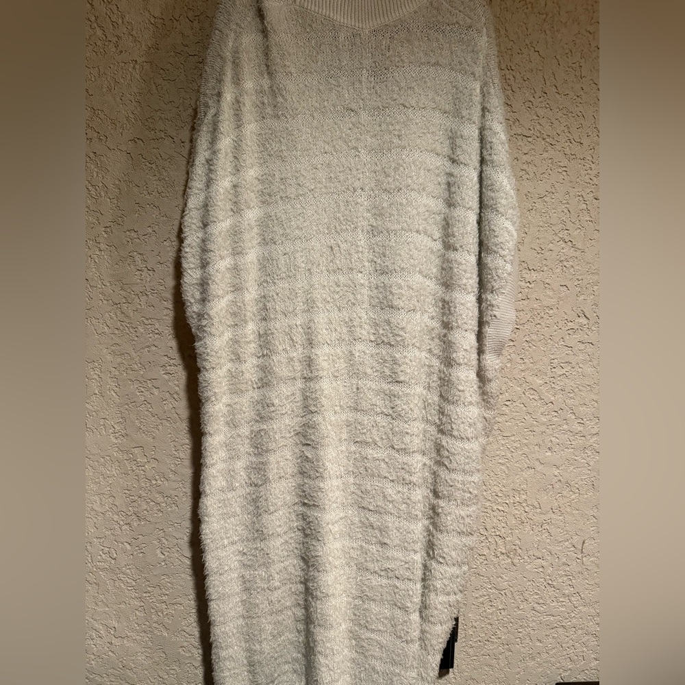 Free People Cozy White kimono Knit Poncho lounge - Picture 7 of 7